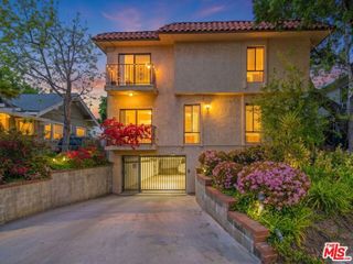 1246 E Lexington Drive 6, Glendale, CA 91206