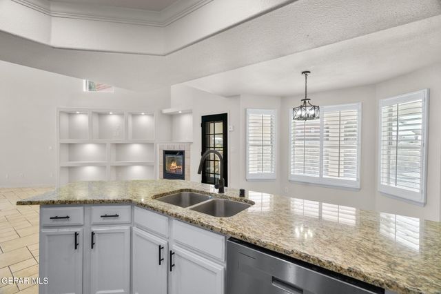 12252 TIERRA ARROYO Drive, El Paso, TX 79938