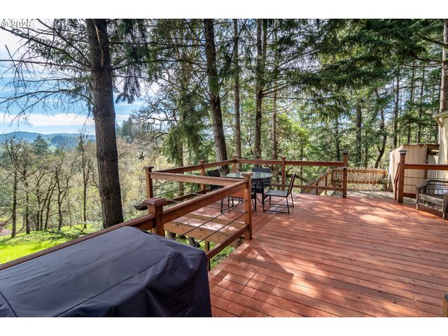 1256 WESTVIEW Dr, Roseburg, OR 97471