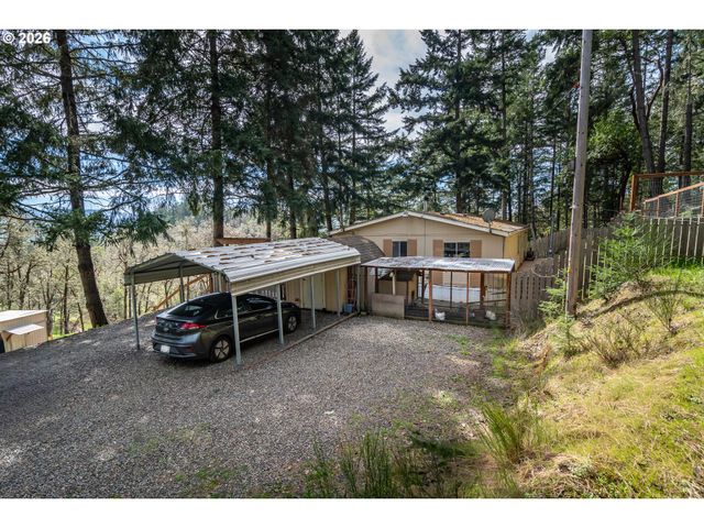 1256 WESTVIEW Dr, Roseburg, OR 97471