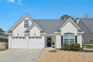 135 St Albans Way, Peachtree City, GA 30269