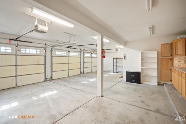 28751 Gleneagle Court, Tehachapi, CA 93561