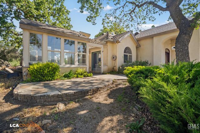28751 Gleneagle Court, Tehachapi, CA 93561