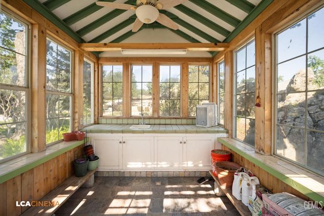 28751 Gleneagle Court, Tehachapi, CA 93561