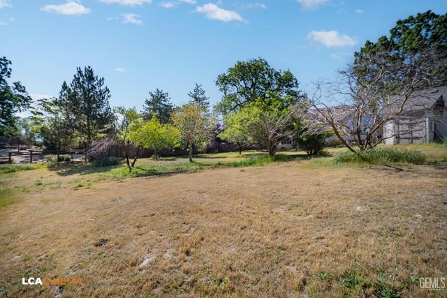 28751 Gleneagle Court, Tehachapi, CA 93561