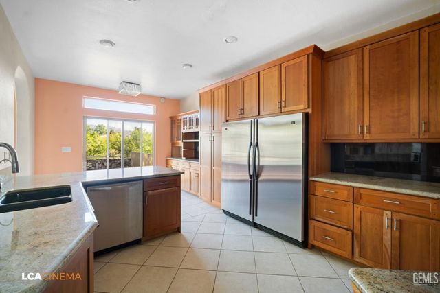 28751 Gleneagle Court, Tehachapi, CA 93561