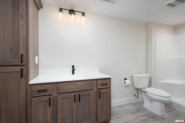 6774 Saint Marie Court, Bettendorf, IA 52722