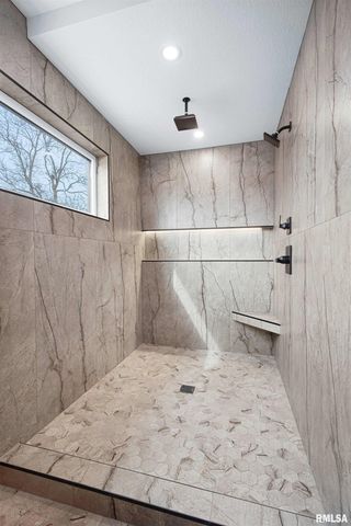 6774 Saint Marie Court, Bettendorf, IA 52722