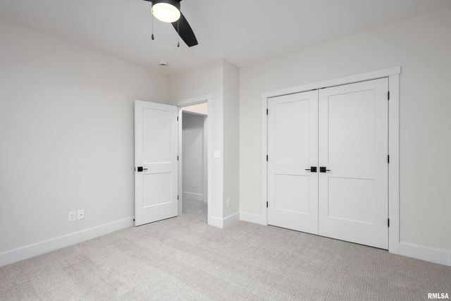 6774 Saint Marie Court, Bettendorf, IA 52722