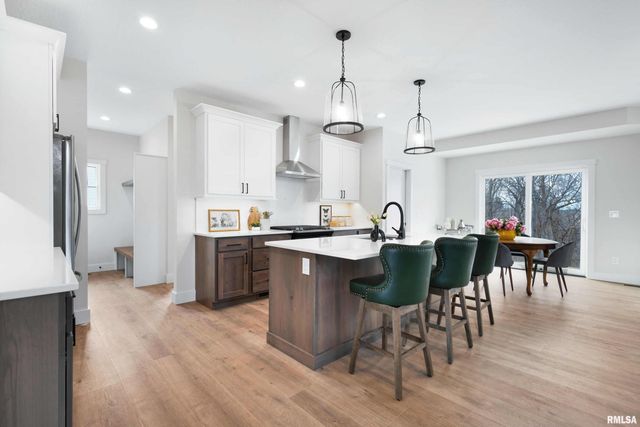 6774 Saint Marie Court, Bettendorf, IA 52722