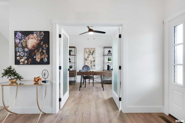 6774 Saint Marie Court, Bettendorf, IA 52722