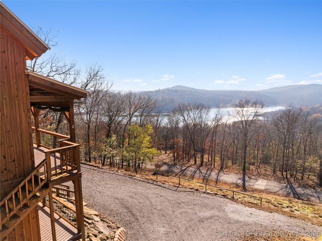 18801 W Sugar Mountain Circle, Park Hill, OK 74451