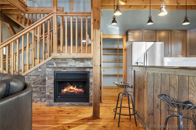 18801 W Sugar Mountain Circle, Park Hill, OK 74451