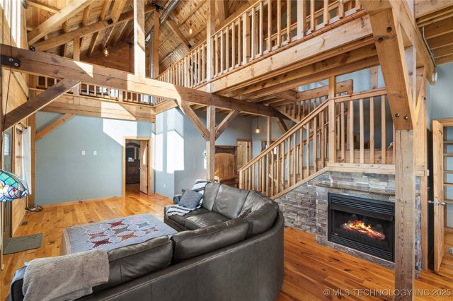 18801 W Sugar Mountain Circle, Park Hill, OK 74451