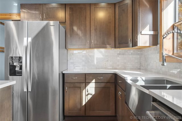 18801 W Sugar Mountain Circle, Park Hill, OK 74451