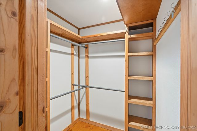 18801 W Sugar Mountain Circle, Park Hill, OK 74451