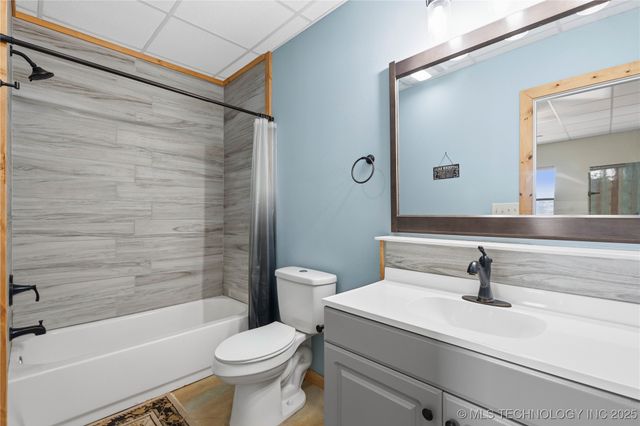 18801 W Sugar Mountain Circle, Park Hill, OK 74451