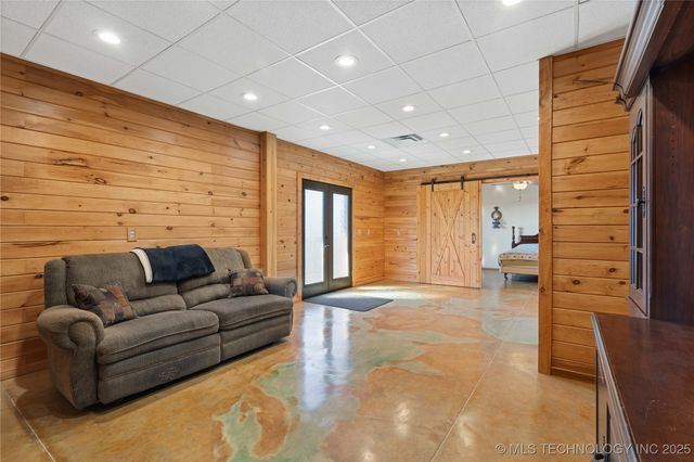 18801 W Sugar Mountain Circle, Park Hill, OK 74451