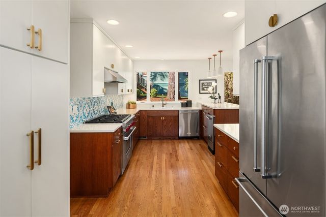 4014 S Dakota Street, Seattle, WA 98118