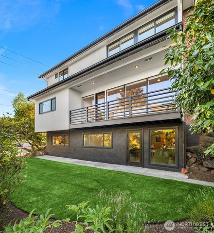 4014 S Dakota Street, Seattle, WA 98118