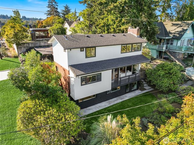 4014 S Dakota Street, Seattle, WA 98118