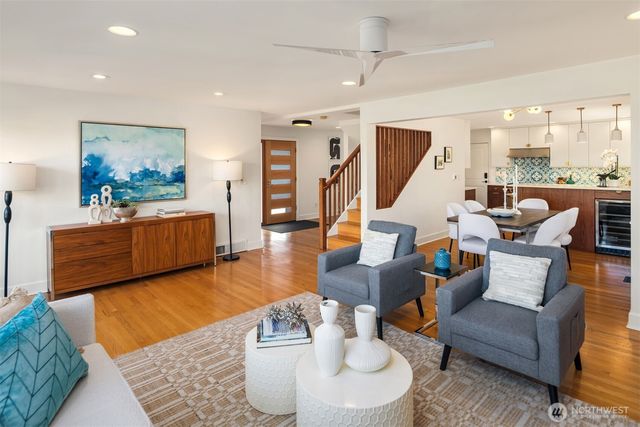 4014 S Dakota Street, Seattle, WA 98118
