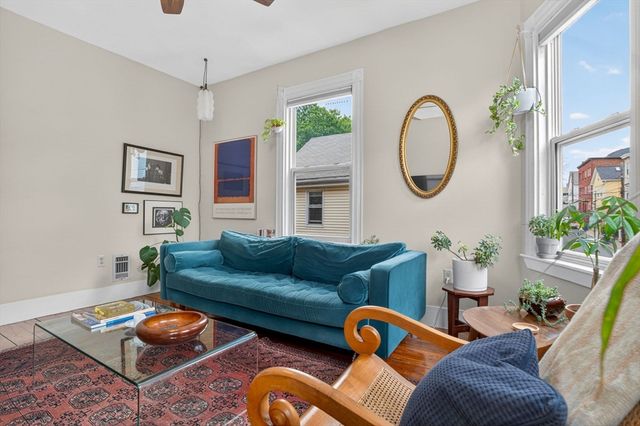 6 Kenney St 2, Boston, MA 02130