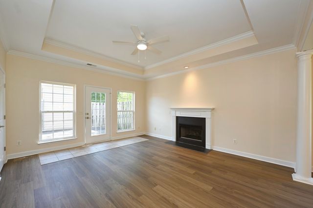 5 Hosier Ct, Lebanon, TN 37087