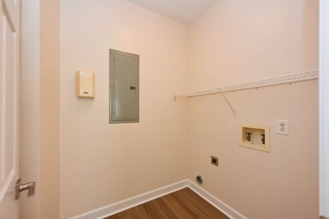 5 Hosier Ct, Lebanon, TN 37087