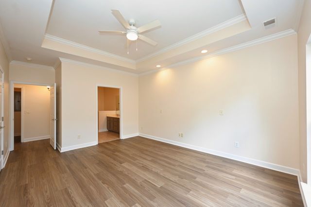 5 Hosier Ct, Lebanon, TN 37087