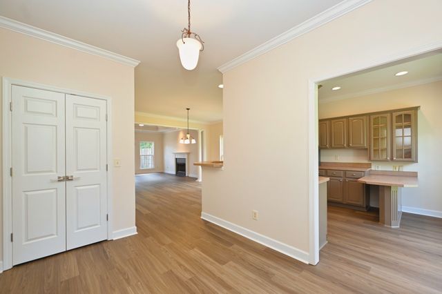 5 Hosier Ct, Lebanon, TN 37087