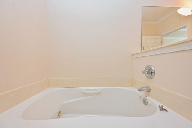 5 Hosier Ct, Lebanon, TN 37087