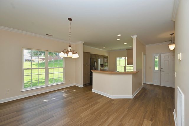 5 Hosier Ct, Lebanon, TN 37087