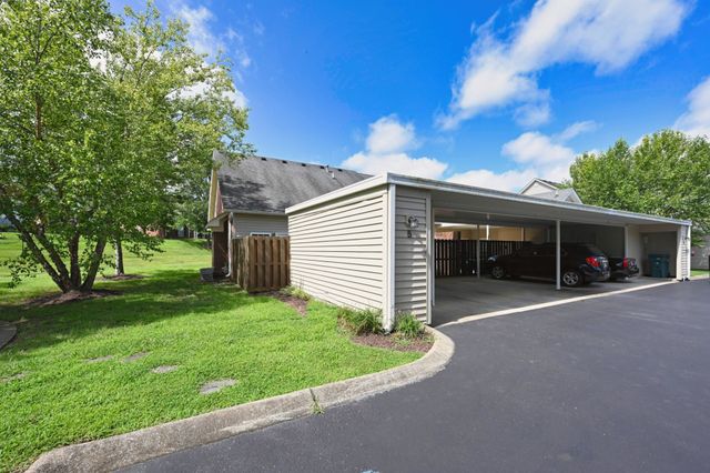 5 Hosier Ct, Lebanon, TN 37087