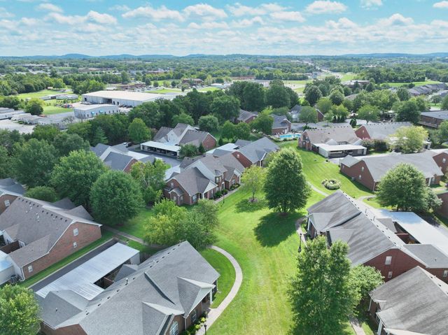 5 Hosier Ct, Lebanon, TN 37087