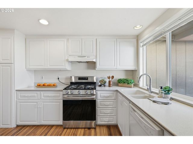 4490 Nw QUINAULT Ct, Portland, OR 97229