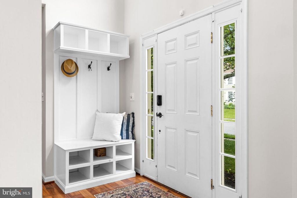 Image 23 of property listing at 403 RIDING RIDGE RD, Annapolis, MD 21403