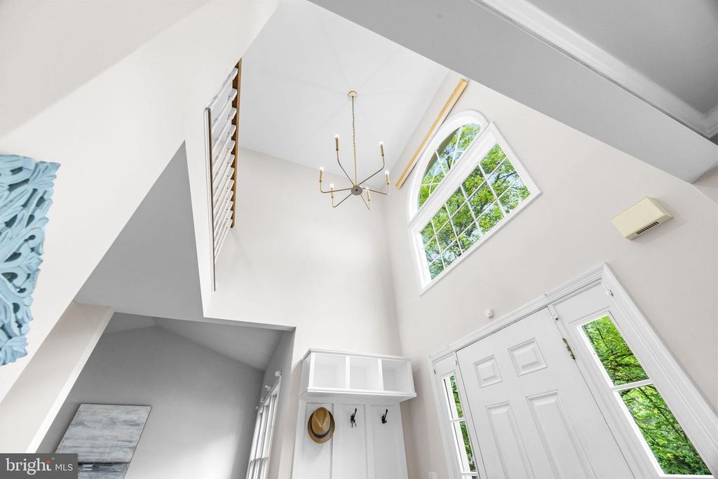 Image 25 of property listing at 403 RIDING RIDGE RD, Annapolis, MD 21403