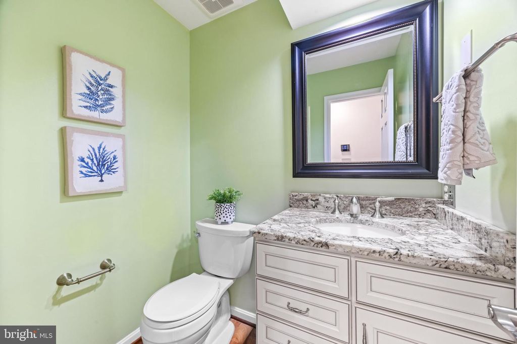 Image 26 of property listing at 403 RIDING RIDGE RD, Annapolis, MD 21403