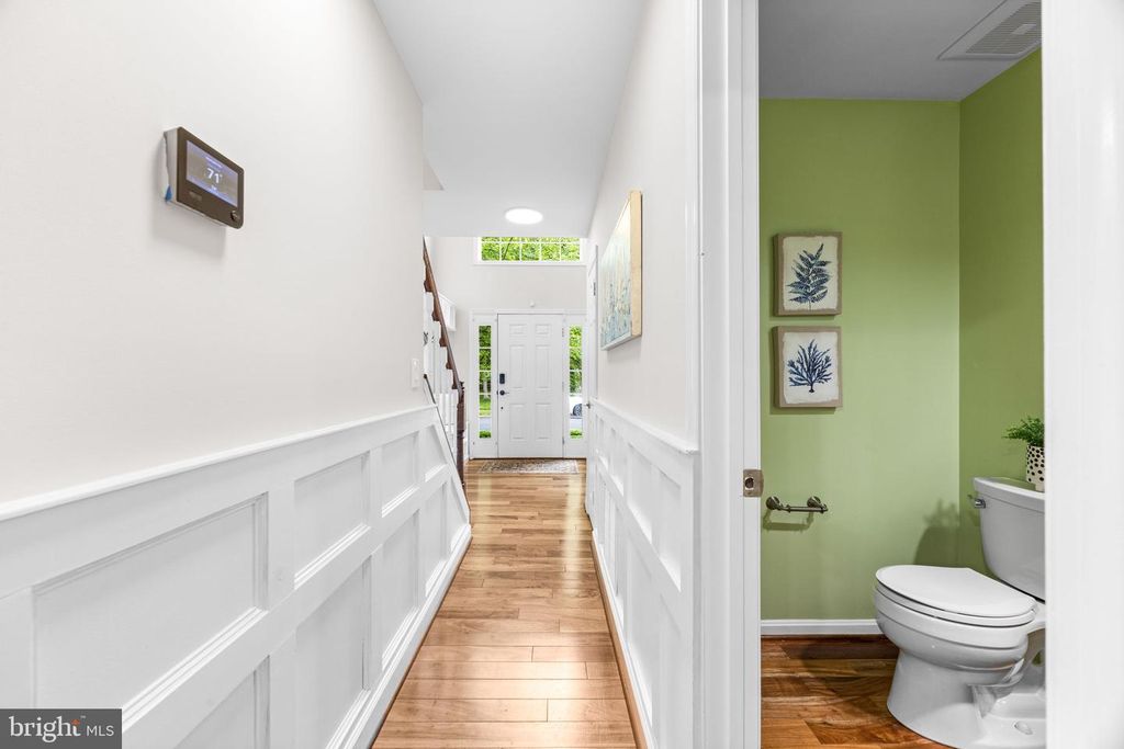 Image 27 of property listing at 403 RIDING RIDGE RD, Annapolis, MD 21403