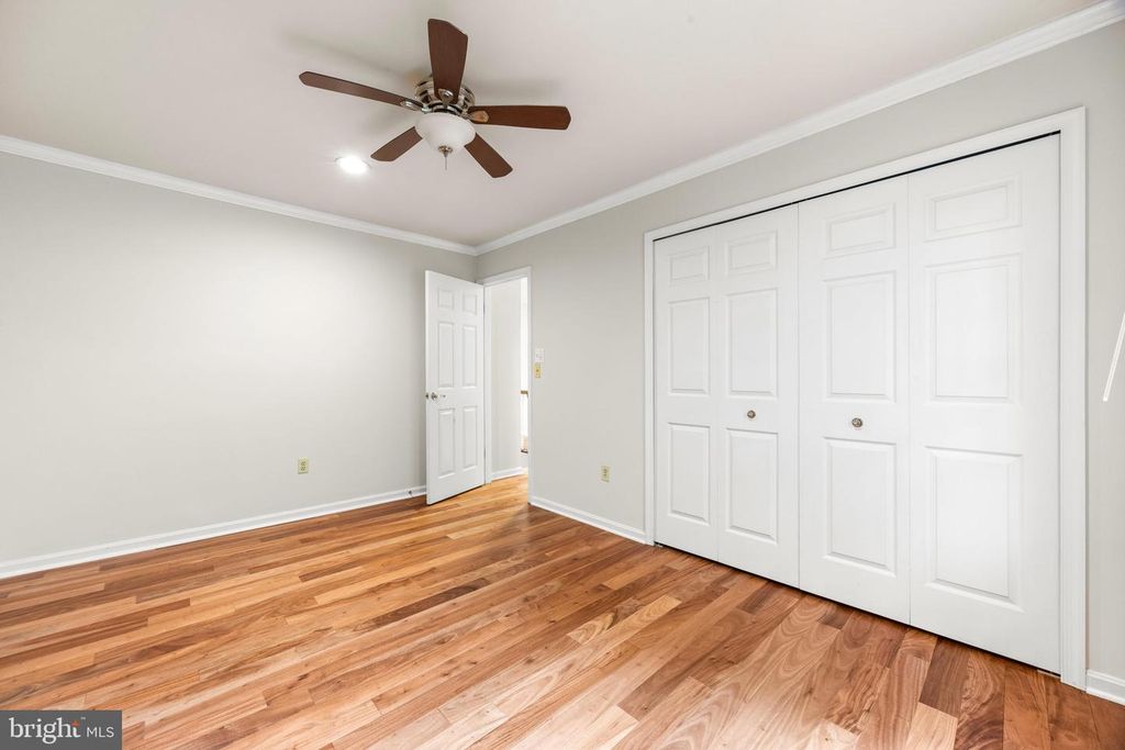 Image 33 of property listing at 403 RIDING RIDGE RD, Annapolis, MD 21403