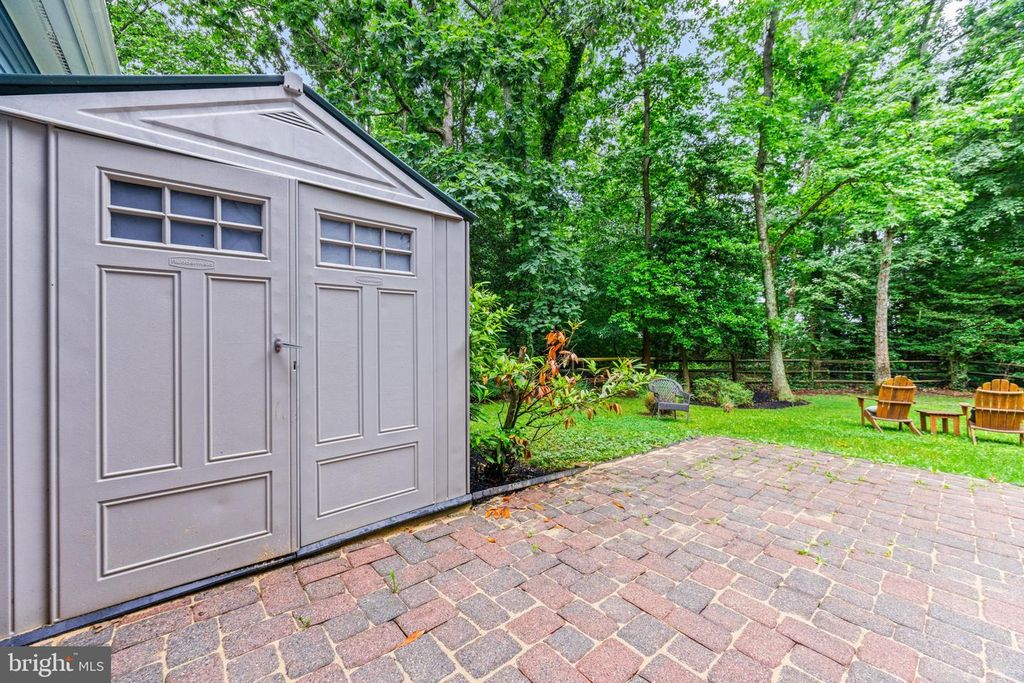 Image 45 of property listing at 403 RIDING RIDGE RD, Annapolis, MD 21403