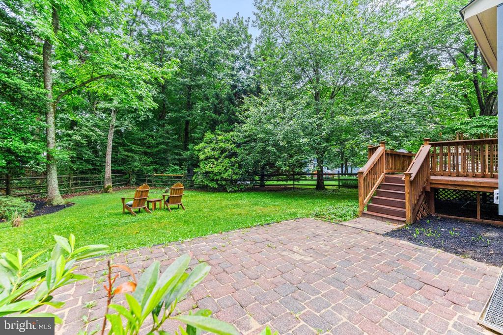 Image 46 of property listing at 403 RIDING RIDGE RD, Annapolis, MD 21403