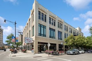 1215 W GUNNISON Street 313, Chicago, IL 60640