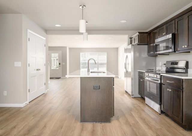 643 Tabby Turn Drive, Middleton, WI 53562