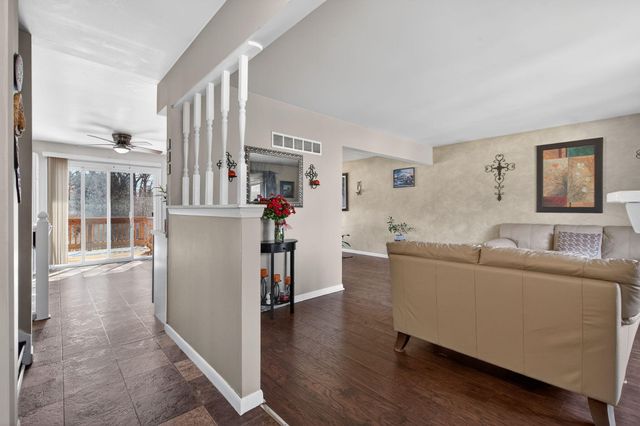 847 Appletree Drive, Schererville, IN 46375