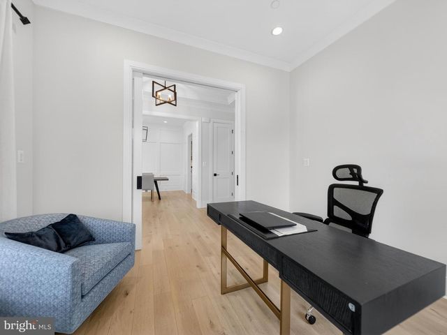 7700 LEESBURG DR, Bethesda, MD 20817
