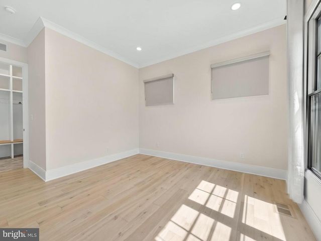 7700 LEESBURG DR, Bethesda, MD 20817