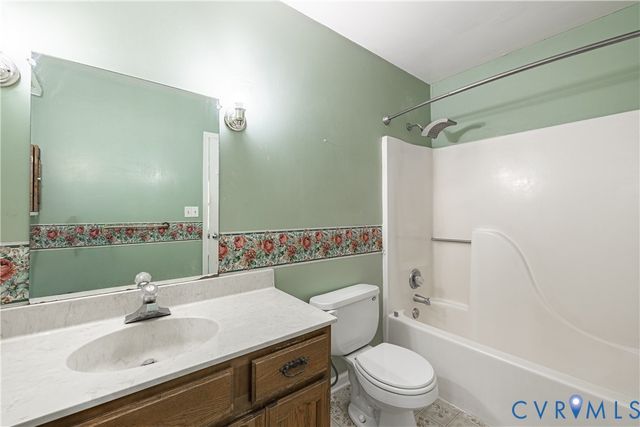 13001 Greenwood Rd, Glen Allen, VA 23059