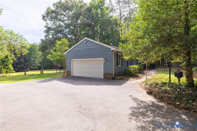 13001 Greenwood Rd, Glen Allen, VA 23059
